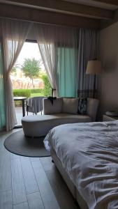 Saadiyat Rotana Resort and Villas - 19