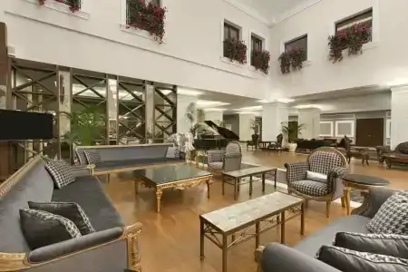 Ramada & Suites by Wyndham Istanbul Merter - 70