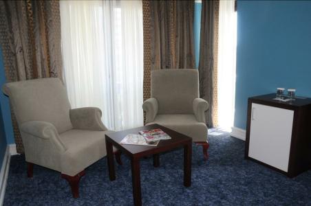 Paradise Island - 83