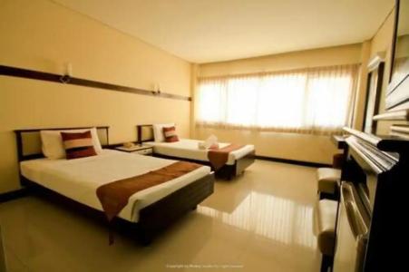 Navarat Heritage - 76