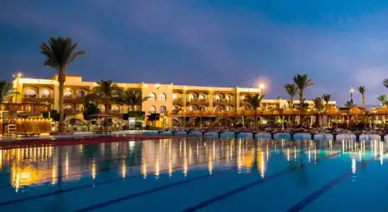 Desert Rose Resort - 2