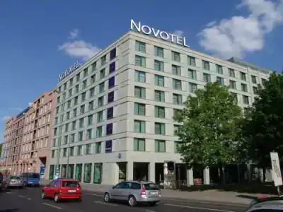 Novotel Berlin Mitte - 5