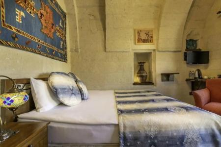 Adora Cave Suites - - 80