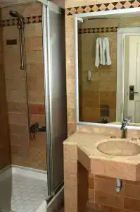 By Karaaslan Inn - 97