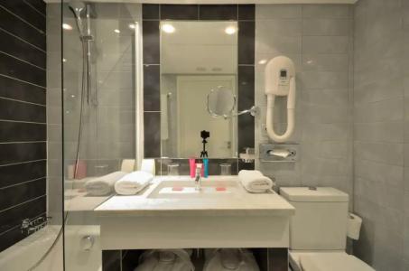 Cézanne Hôtel Spa - 75