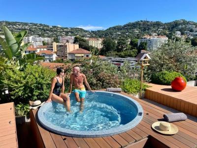 Best Western Premier Le Patio des Artistes Wellness Jacuzzi - 56