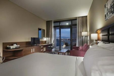 Hilton Garden Inn Izmir Bayrakli - 63