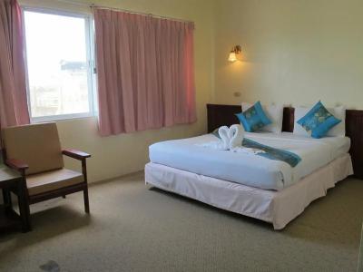 Chumphon Palace - 41