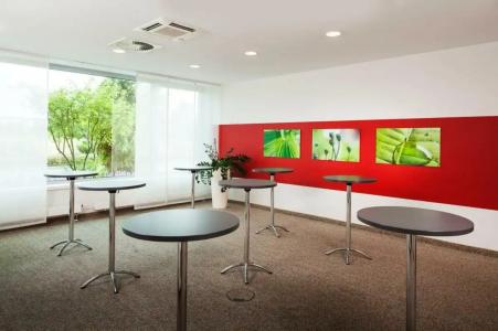 Park Inn by Radisson Frankfurt Airport - 40