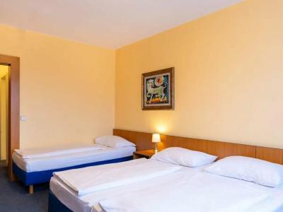 Good Morning + Berlin City East - 39