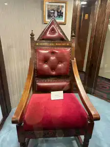 Queen Elizabeth 2 - 55