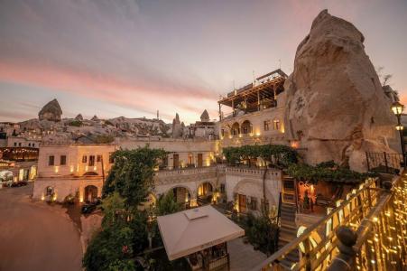 Roma Cave Suite - 55