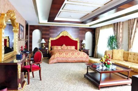 Samaya Deira - 65