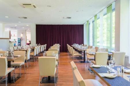 Park Inn by Radisson Frankfurt Airport - 90