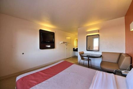 Motel 6-Laredo, TX - South - 32