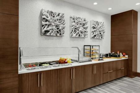 Hilton Garden Inn Charlotte Waverly - 11