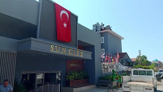 Sun City Apartments & - 5