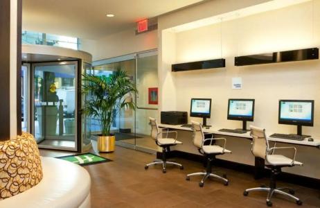 Holiday Inn Express - Times Square South, an IHG - 24