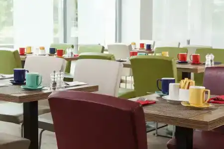 Park Inn by Radisson Frankfurt Airport - 60