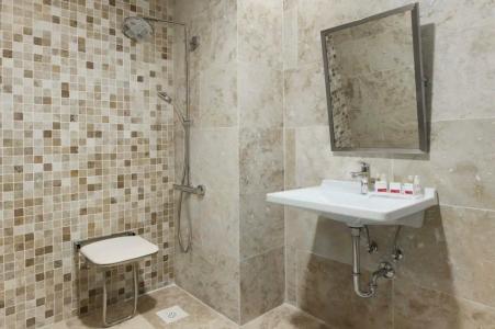 Ramada & Suites by Wyndham Istanbul Merter - 52