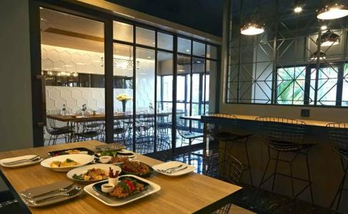 Chezzotel Pattaya - 51