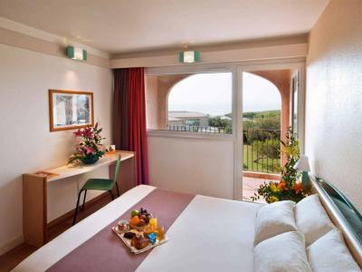 ibis Thalassa Hyeres Plage - 57