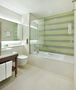 Hyatt Place Dubai Baniyas Square - 52