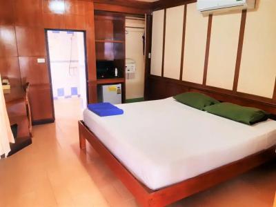 First Villa Beach Resort - 77