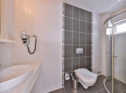 Linda Beach Class - 97