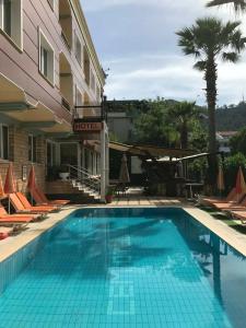 Blue Yacht Marina Apart - 65