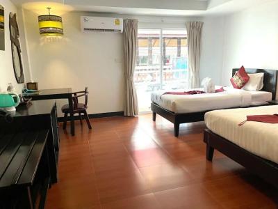Silver Resortel - 76