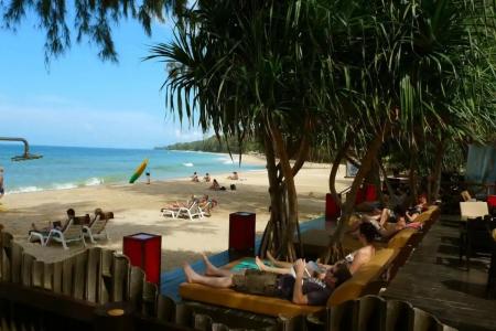 Lanta Castaway Beach Resort - 1