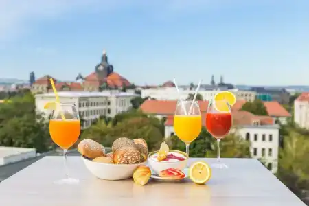 Park Inn by Radisson Dresden - 4