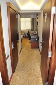 Marlight Boutique - 98