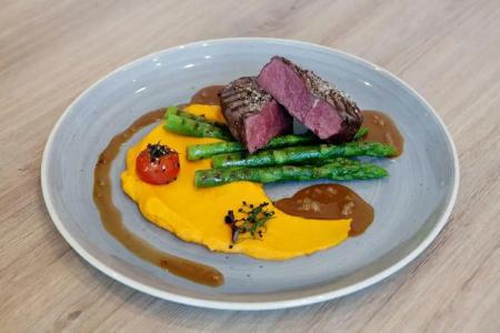 Holiday Inn Hamburg, an IHG - 35