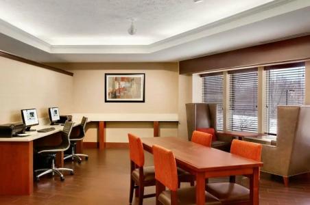 Hampton Inn Burlington - Colchester - 24