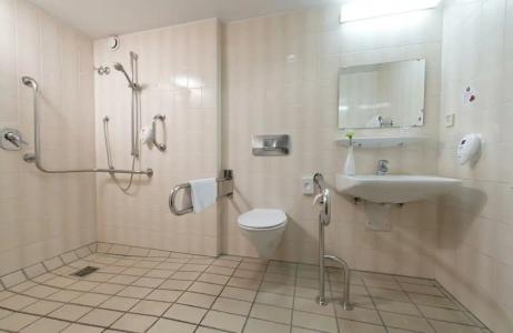 Leonardo Hamburg Stillhorn - 60