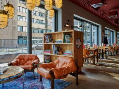 Gekko House Frankfurt, a Tribute Portfolio - 67