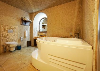 Roma Cave Suite - 77