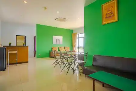 AJ Residence - 8