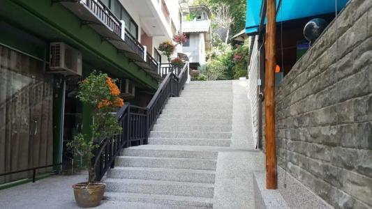 Kata Beachwalk and Bungalows - 20