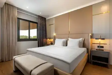 Unique Life Style - 67