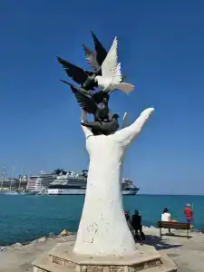 Ilayda Avantgarde - 2