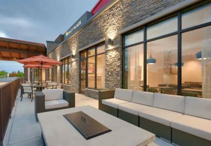 Hyatt Place Anchorage-Midtown - 3