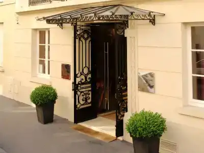 Hôtel Le Marquis by Inwoods - 2