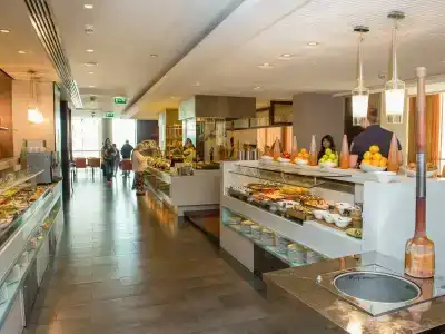 Centro Al Manhal by Rotana - 34