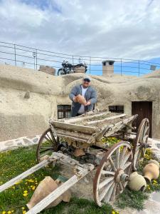 Traveller's Cave - 31