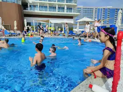 Hampton By Hilton Marjan Island - 6