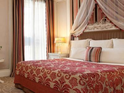 Hôtel Balzac - 72