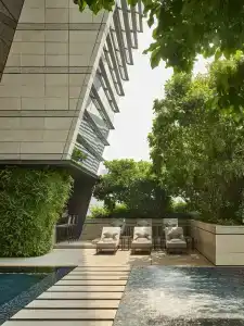 Rosewood Bangkok - 24